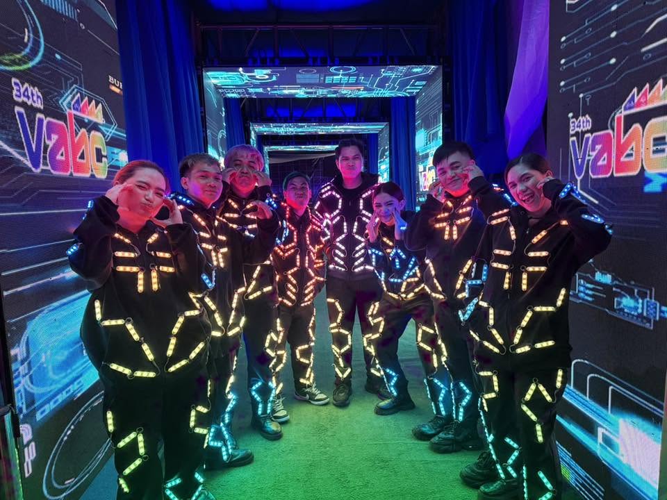 Pyrolights Manila - LED Dancers Manila Lights Up PCCI Event in Tacloban City